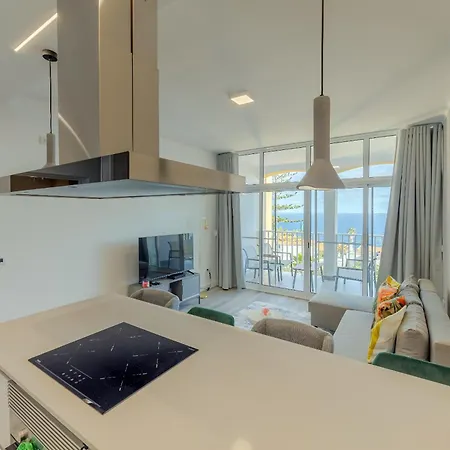 Sea Breeze Iv شقة