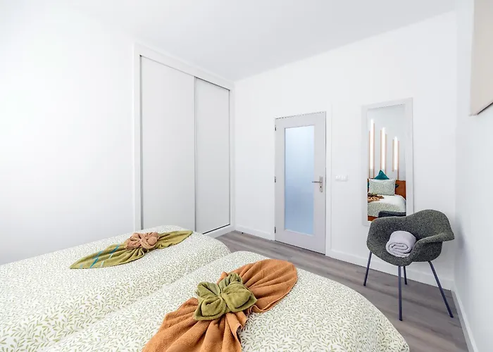 Sea Breeze Iv شقة